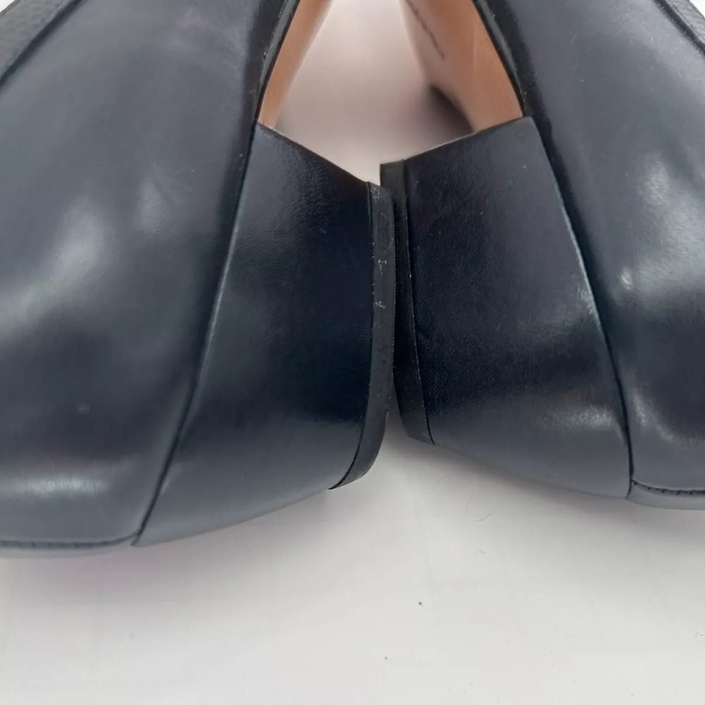 Salvatore Ferragamo Dark Navy Blue Leather Pumps Size 6 - Narrow - Picture 11 of 12